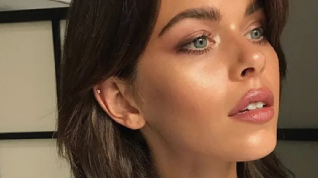 Annabelle minerals podkład rozświetlający – idealny dla każdej cery